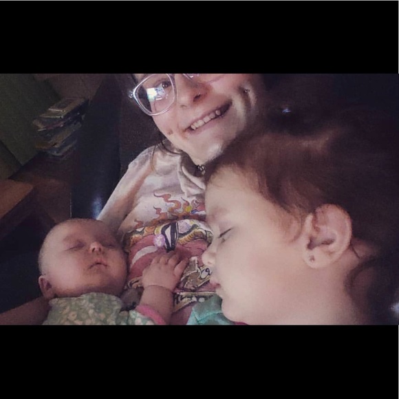 Meet your Posher, Lindsay - Picture 10 of 13